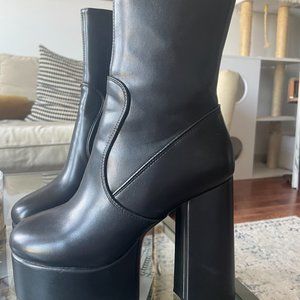 Size 7 LaModa Mid-Calf Platform Booties